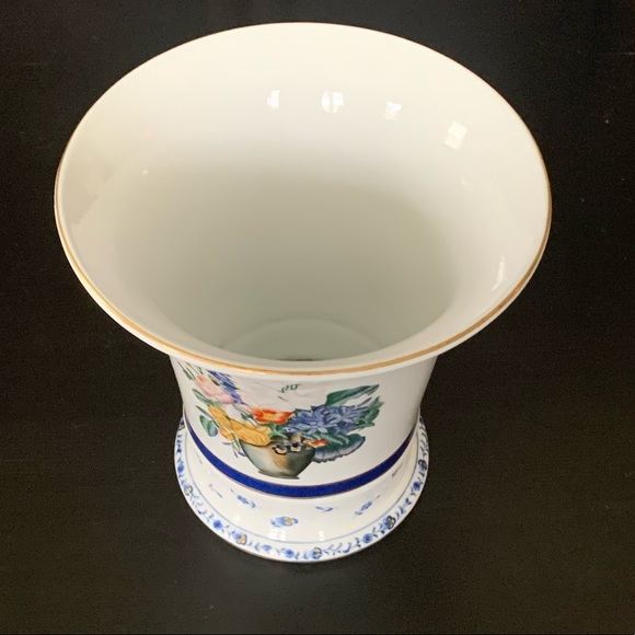 Academie de Porcelaine Bouquet Collection Hand Painted 8” Vase Cachepot - Picture 10 of 16